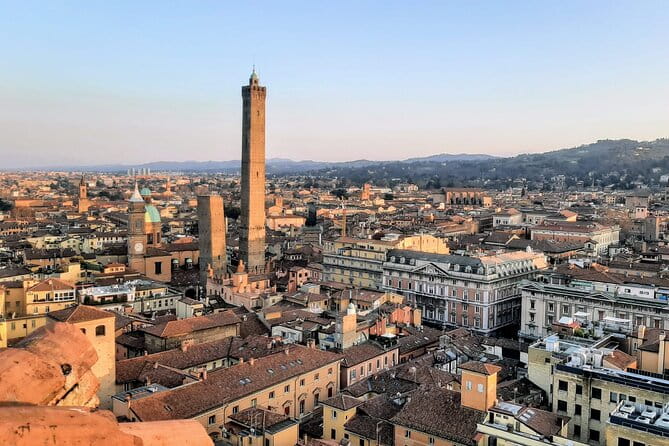 Gelato Crawl Tour Bologna: See Italy's Food Capital in a New Way - FAQ