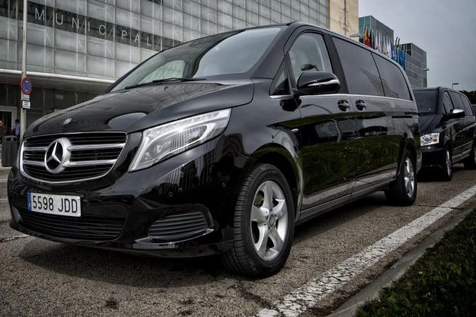 Genoa by Yourself with English Chauffeur - 4 or 8 hrs disposal by car or van - Frequently Asked Questions