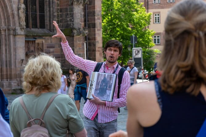 Get to know Nuremberg. Highlights in the old town - The Details: A Closer Look at the Itinerary