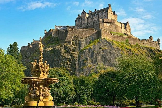 Glasgow Shore Excursions (Princess & Norwegian Cruise Ships) - The Vibrant Core: George Square and City Center Highlights