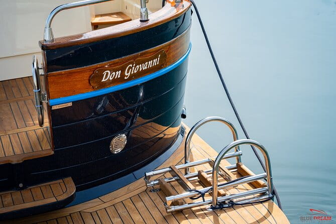 Group tour on the Amalfi Coast - The Experience on the Water: Views and Atmosphere