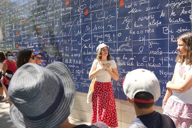 Guided tour of Montmartre in songs with a professional - In-Depth Review of the Experience