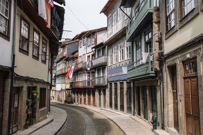 Guimarães Old Town Private Walking Tour - Price and Value: Is This Tour Worth It?