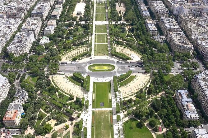 Half Day Paris Cruise & Walking Tours: Eiffel, Louvre, Notre-Dame - Exploring the Itinerary in Detail