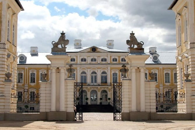 Half-Day Private Trip to Rundale Palace and Garden - Who Will Love This Tour?