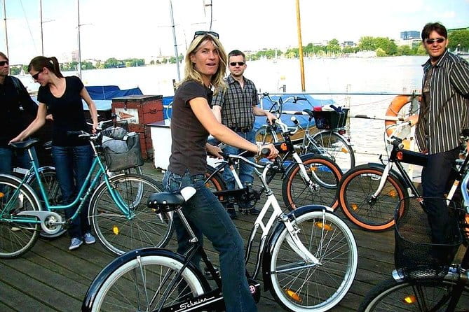Hamburg Guided Bike Tour: Tradition and Modernity, Elbphilharmonie (min.4) - Deep Dive into the Itinerary