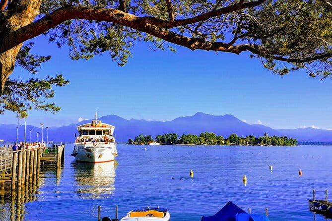 Herrenchiemsee Palace EXCLUSIVE Lake Chiemsee Tour with Salzburg or EAGLE'S NEST from Munich - Starting in Munich: The Journey Begins