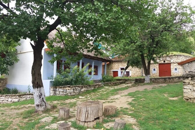 Highlights of Moldova - 3 destinations in 1 day-Small Group Tour - Practical Tips for Travelers