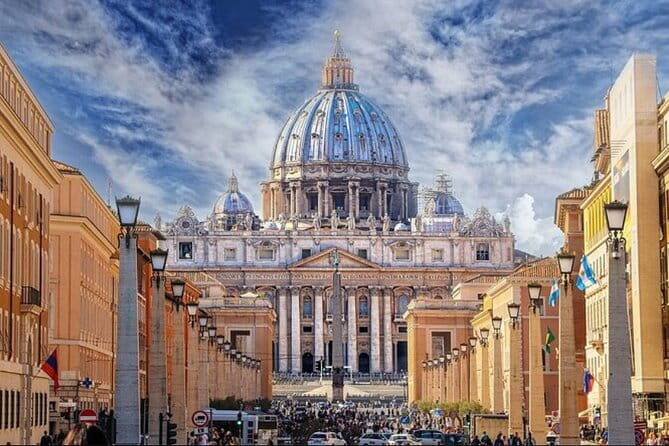 Icons of Rome Tour from Civitavecchia Port - 4 Tour Options - Marveling at the Colosseum