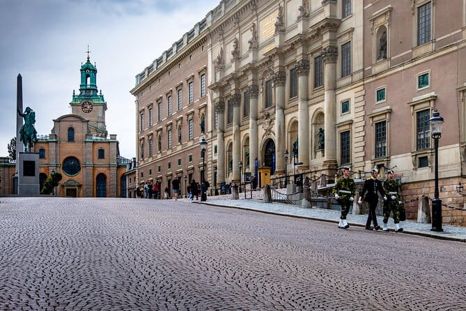 Inside The Crown: Stockholm Royal Palace Private Guided Tour - FAQ