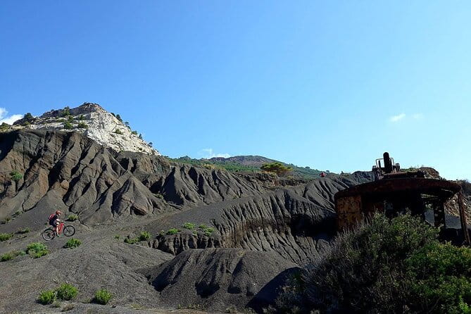 Inside the Ginevro Mines on the Island of Elba with e-bike - FAQ