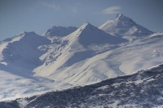 Jeep tour to Amberd- Mt Aragats-Kari Lake - Who Will Love This Tour?