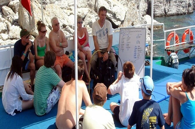 Kemer Scuba Diving Experience: Two Dives with Lunch - Who Would Love This Tour?