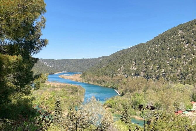 Krka Waterfalls private tour up to 8 persons-Pick up included - FAQ