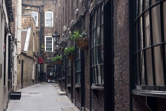 Lights, Camera, London: The Movie Locations Walking Tour - The Sum Up