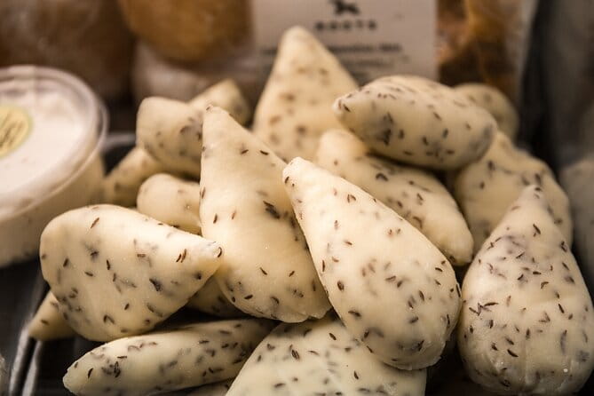 Lithuanian Flavors Experience - Exploring Vilnius’s Food Scene: The Lithuanian Flavors Experience