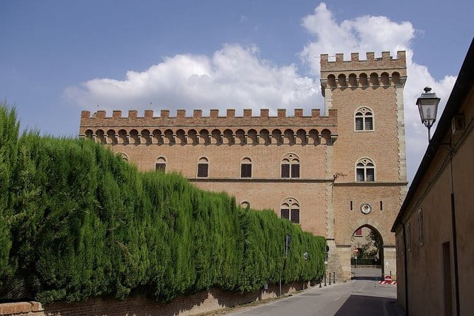 Livorno shore excursion: Bolgheri and Supertuscan private tour - Castagneto Carducci: A Brief Visit to a Historic Town