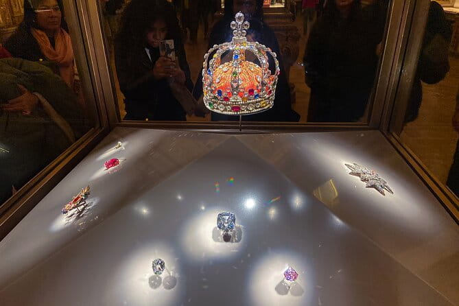 Louvre Highlights & Mona Lisa : Guided, Skip the Line Experience - FAQs