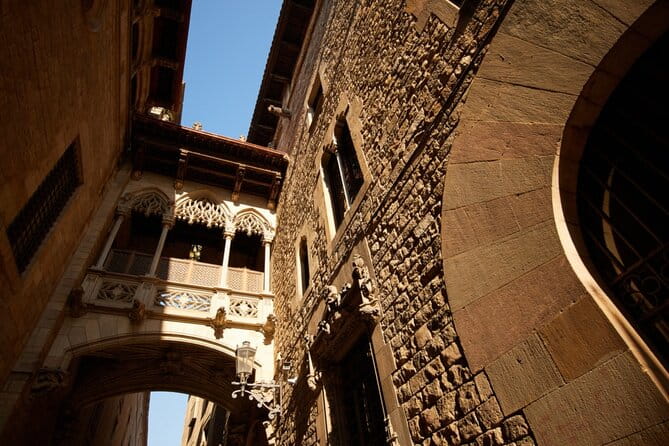 Love in the Gothic Quarter Barcelona: Self-Guided Romantic Walk - Frequently Asked Questions