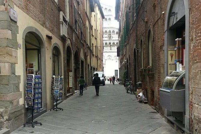 Lucca Highlights Private Walking Tour - The Experience, Guides, and Atmosphere