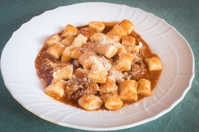 Lunch or dinner and cooking demo at a local home in Padova - The Sum Up