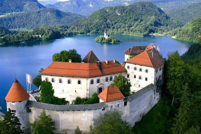 Magic Lake Bled & Charming Ljubljana from Trieste - What’s Not Included and Tips for Travelers
