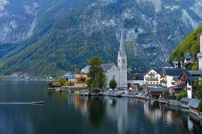 Majestic Walking Tour of Hallstatt - The Itinerary in Detail: What Makes Each Stop Special