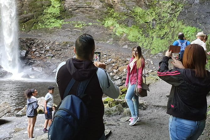 MANCHESTER: Yorkshire Adventure - Sightseeing Day Trip Tour - Transportation and Group Experience