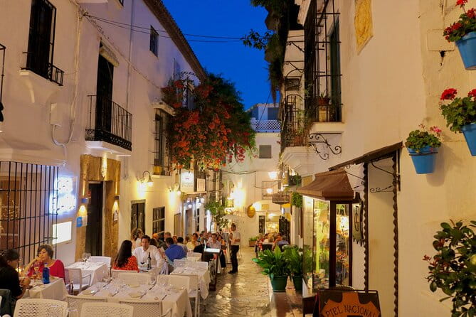 Marbella Old Town: Authentic Tapas Food Tour With Local Guide - Detailed Breakdown of the Itinerary