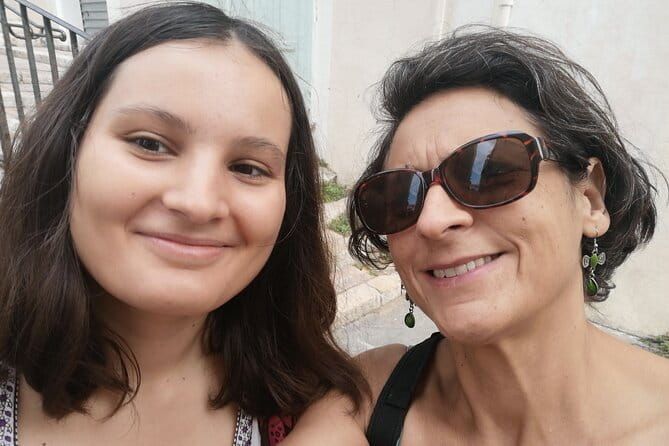 Marseille Old Town Exploration Game and Tour - Architectural Gems and Cultural Landmarks