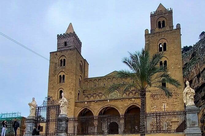 Medieval castles guided tour of Caccamo and Cefalù, from Palermo. - FAQ