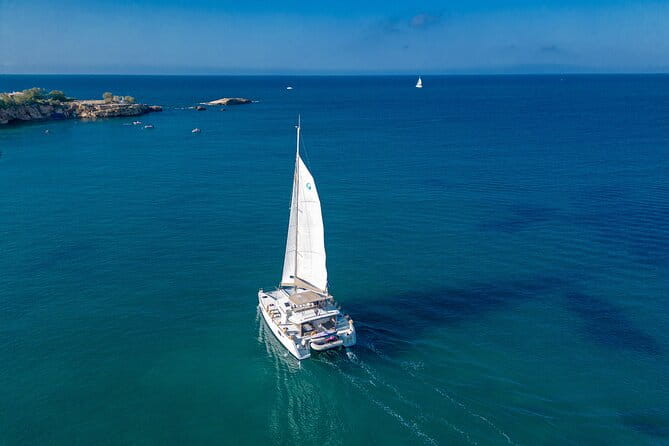 Milos Private Full Day Catamaran Cruise with Lunch and Drinks - Who Would Love This Tour?