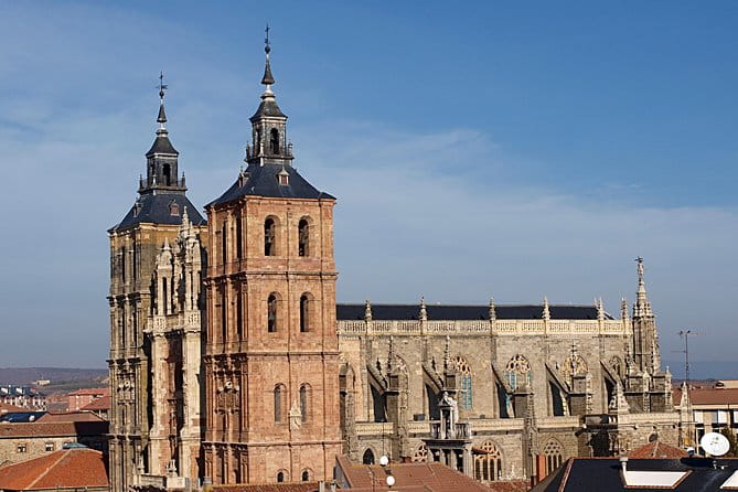 Monumental Astorga - Practicalities and Logistics