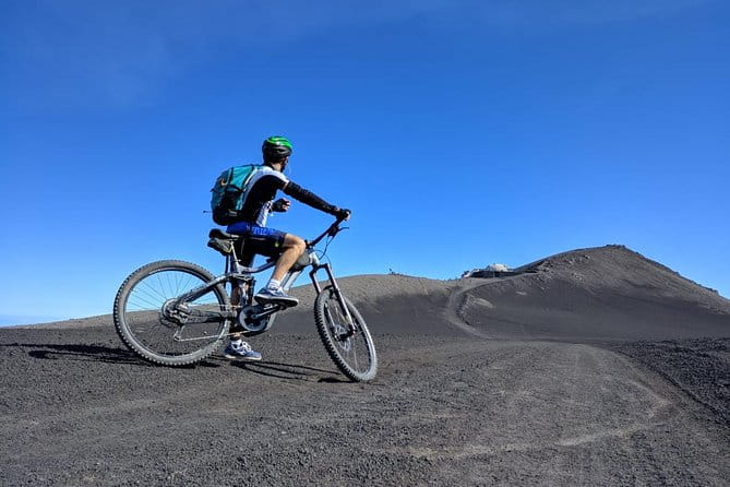 Mt. Etna Cycling to the Top small group - The Ride Up: From Base to 2900 meters