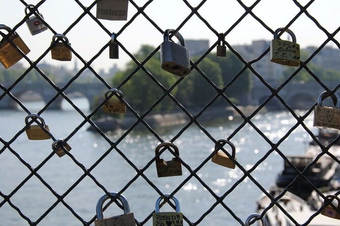 Night Out in Paris: Boho Vibes & City Lights - Why This Tour Offers Great Value