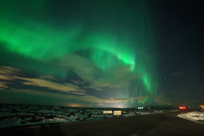 Northern Lights In luxury off-road SUV with Photos and Treats (Private 1-6 Pax) - The Sum Up