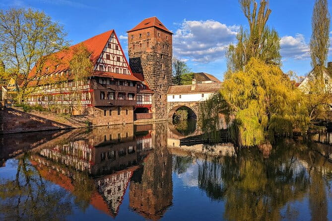 Nuremberg running tour with insider tip guarantee - FAQ