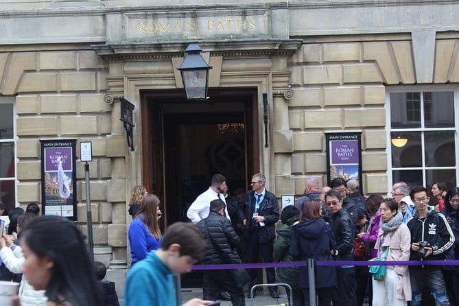 One Way or Round Trip Private Transfer: Heathrow Airport to Bath - FAQ