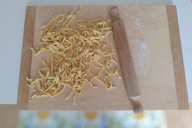 OnLine Genuine Cooking Class - Behind the Scenes: Guides Carla and Rocco