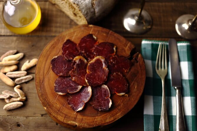 Organic Iberian Ham, farm visit and premium tasting! - A Gourmet Tasting in the Heart of Nature