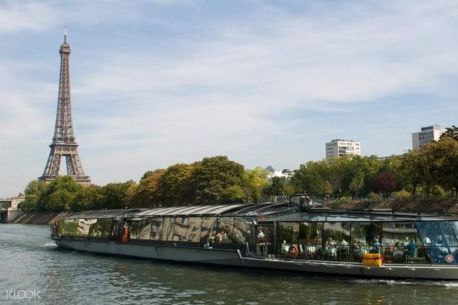 Paris 1 Hour Seine River Cruise Tour and Optional Macaron Tasting - Who Will Love This Experience?