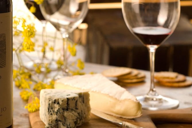 Paris Wine and Cheese Pairing Private Masterclass in a Bistrot - FAQ