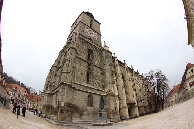 Peles Castle, Bran Castle and Brasov from Bucharest - FAQ