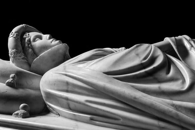 Pisa, Lucca, and Lunch at a Tuscan Winery from Livorno - The Tuscan Winery: Authentic Flavors and Family Charm