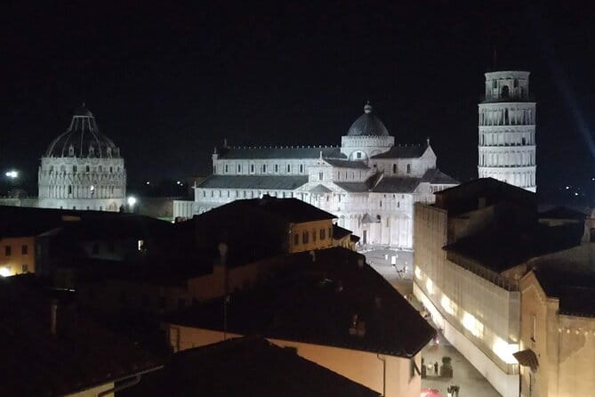 Pisa's Leaning Tower Climbing, Cathedral, Cemetery and Baptistery guided visit - Who Should Book This Experience?