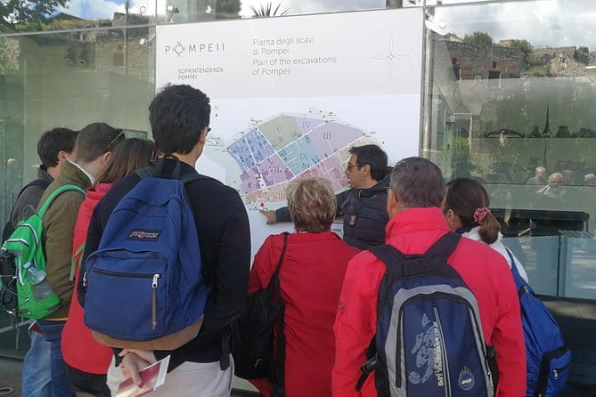 Pompeii and Herculaneum with archaeologist, small group of 10!!! - What Makes This Tour Stand Out?