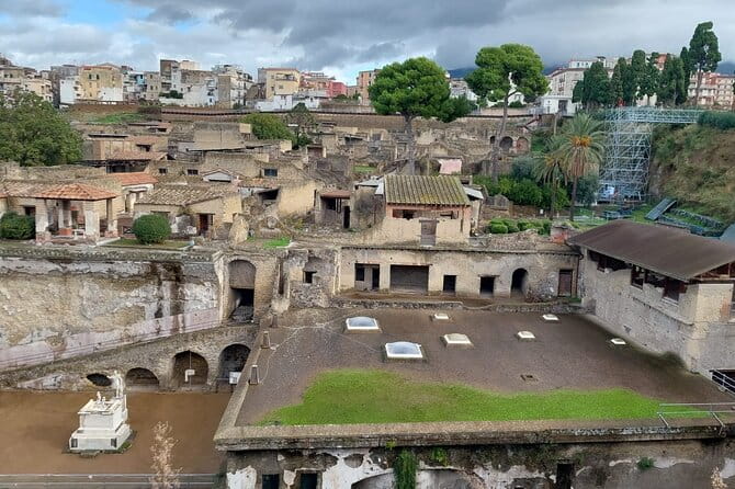 Pompeii and Herculaneum with Wine Tour - Logistics and Practical Details
