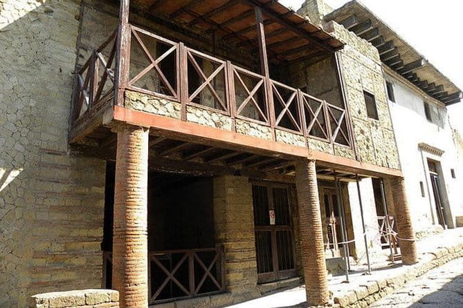 Pompeii-Herculaneum-Wine tour from Sorrento, with licensed guide included - Why This Tour Is a Solid Choice