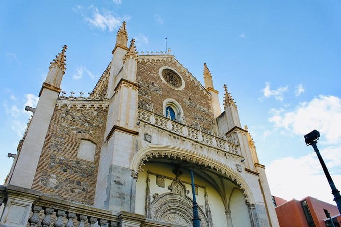 Prado Museum Private Tour Skip the Line & Hotel Pick-up - FAQ Section