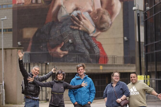 Private Aberdeen City Walking Tour - Walking Through Aberdeen’s Historic Heart and Modern Art